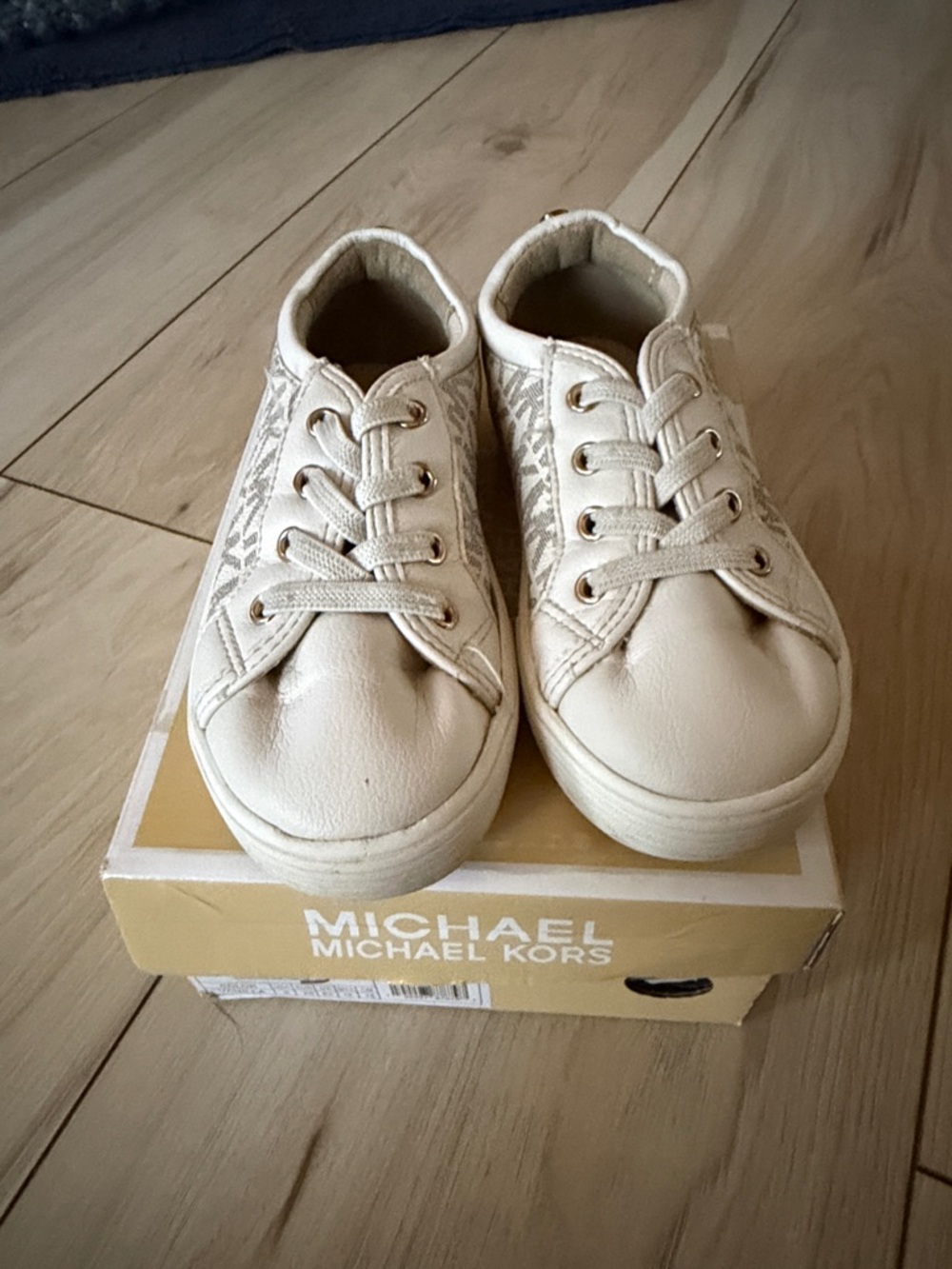 Michael Kors Kids Cream/Gold Logo-Accent Sneakers